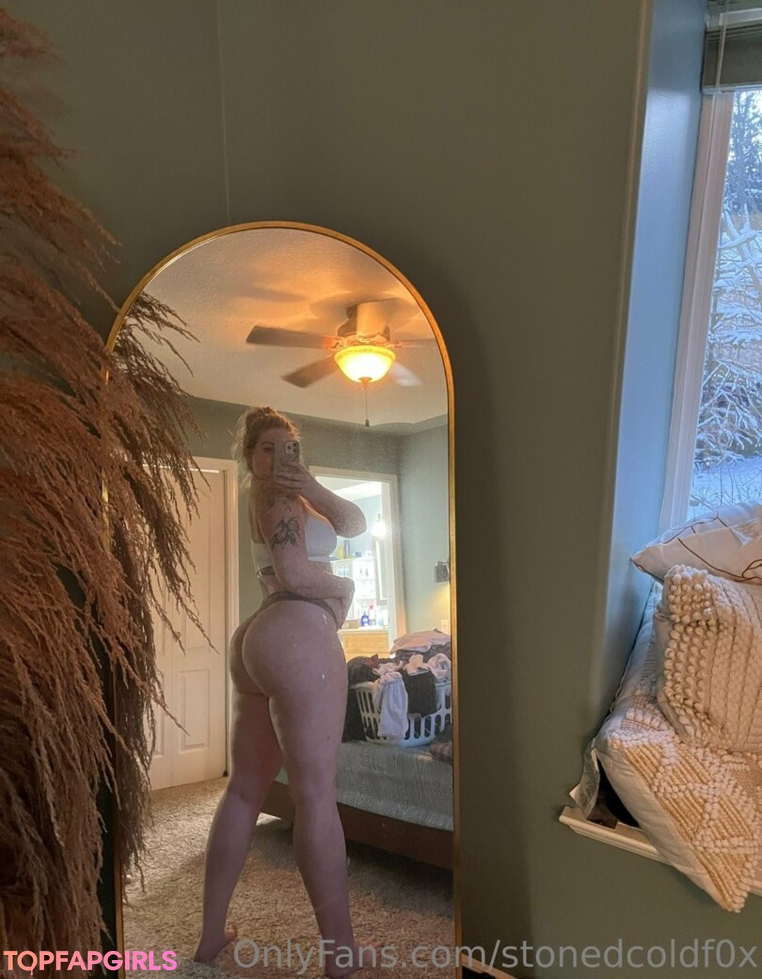 Foto desnuda filtrada de OnlyFans de Stonedcoldf0x #122 Foto desnuda filtrada de OnlyFans de Stonedcoldf0x #122