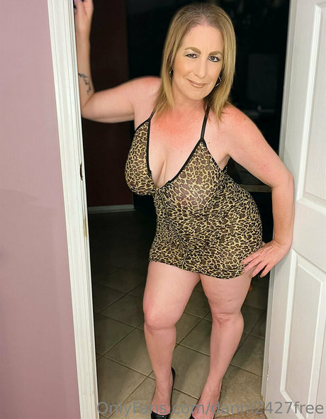 Danni2427free
