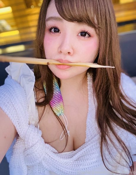 Mitoma_umi_vip