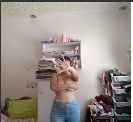 Foto desnuda filtrada de OnlyFans de Ikramixita