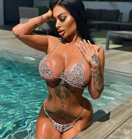 Foto desnuda filtrada de OnlyFans de Ava Van Rose