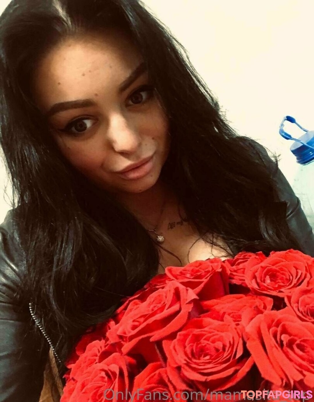 Foto desnuda filtrada de OnlyFans de Mamasitatop #64 Foto desnuda filtrada de OnlyFans de Mamasitatop #64