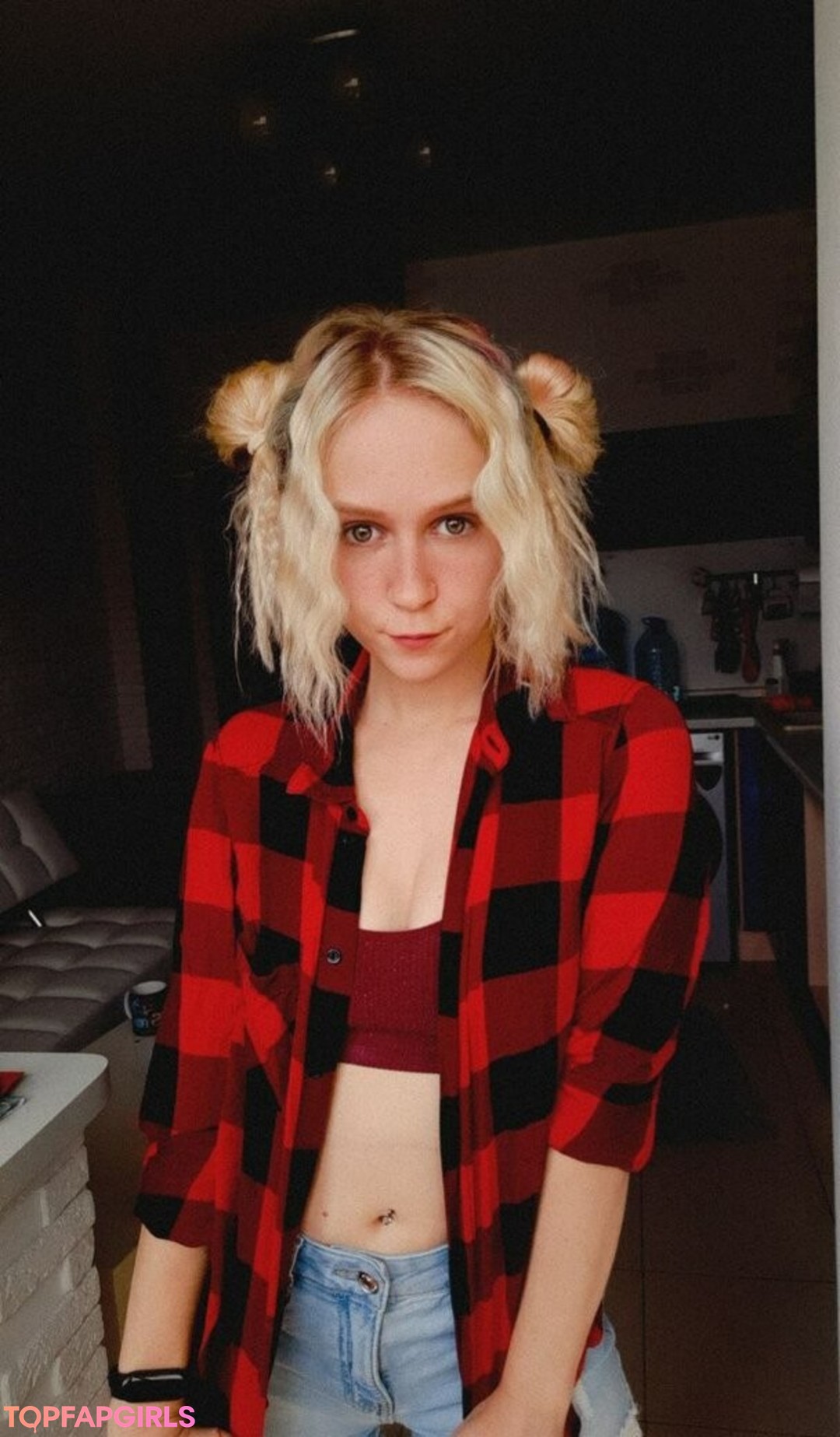 Foto desnuda filtrada de OnlyFans de Fox Tsaishen #8 Foto desnuda filtrada de OnlyFans de Fox Tsaishen #8