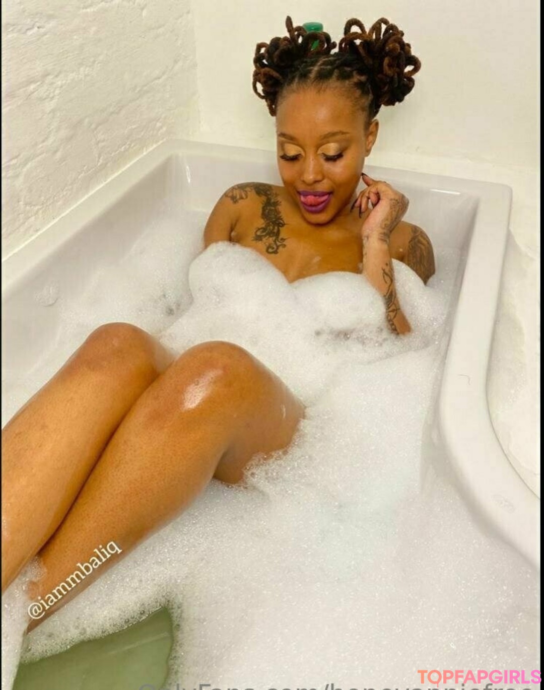 Foto desnuda filtrada de OnlyFans de Honeyanniefree #100 Foto desnuda filtrada de OnlyFans de Honeyanniefree #100