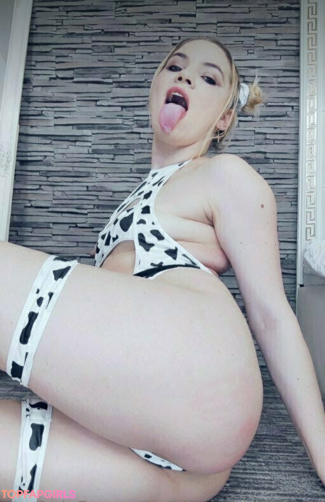 Foto desnuda filtrada de OnlyFans de Honeyanniefree #147 Foto desnuda filtrada de OnlyFans de Honeyanniefree #147
