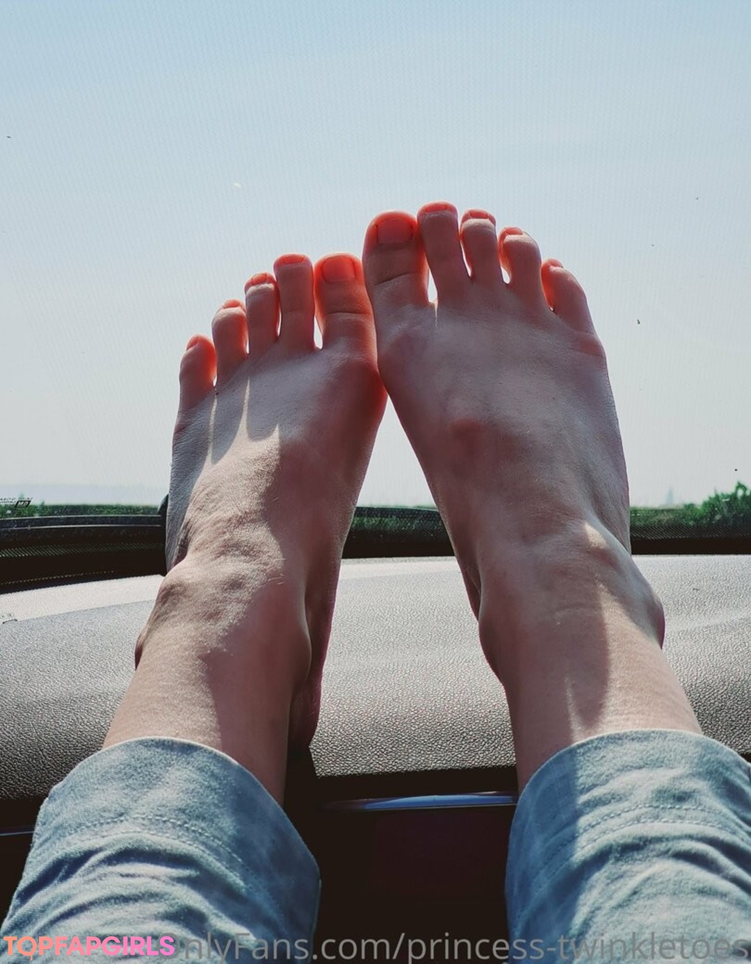 Foto desnuda filtrada de OnlyFans de Princesstwinkletoes #7 Foto desnuda filtrada de OnlyFans de Princesstwinkletoes #7