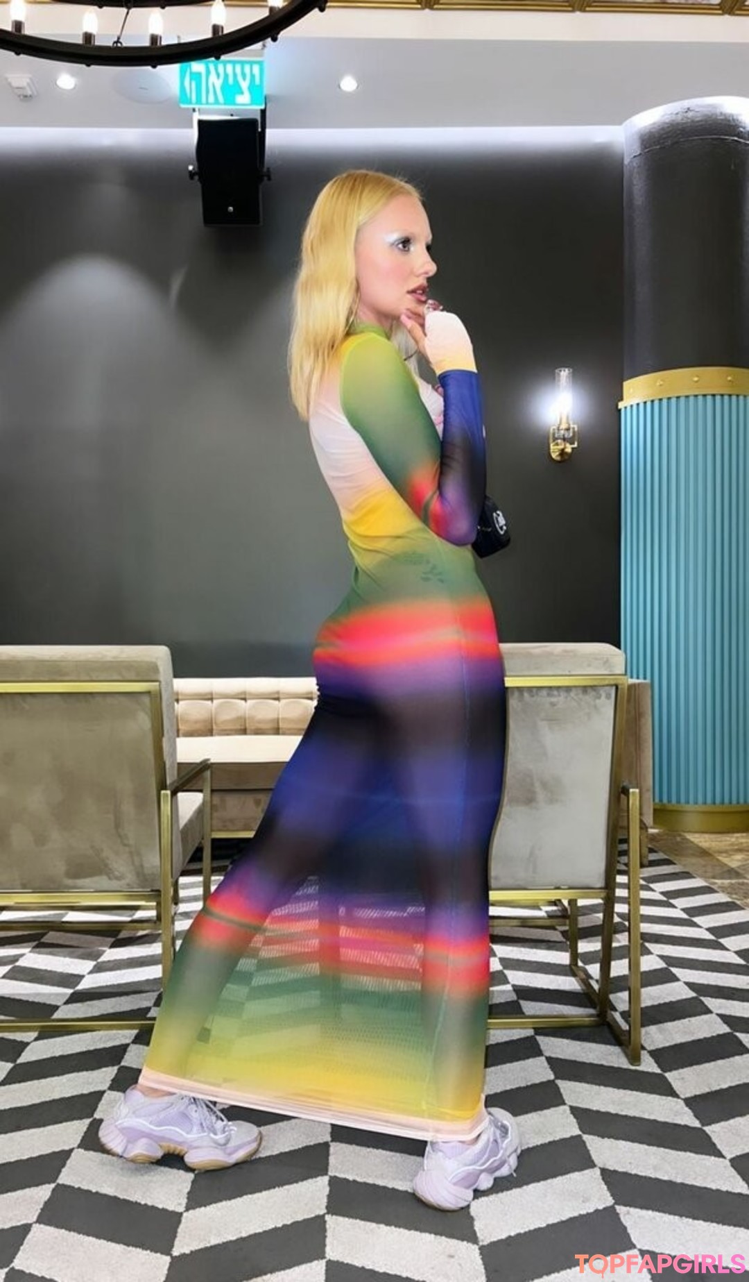 Foto desnuda filtrada de OnlyFans de Alexandra Stan #321 Foto desnuda filtrada de OnlyFans de Alexandra Stan #321