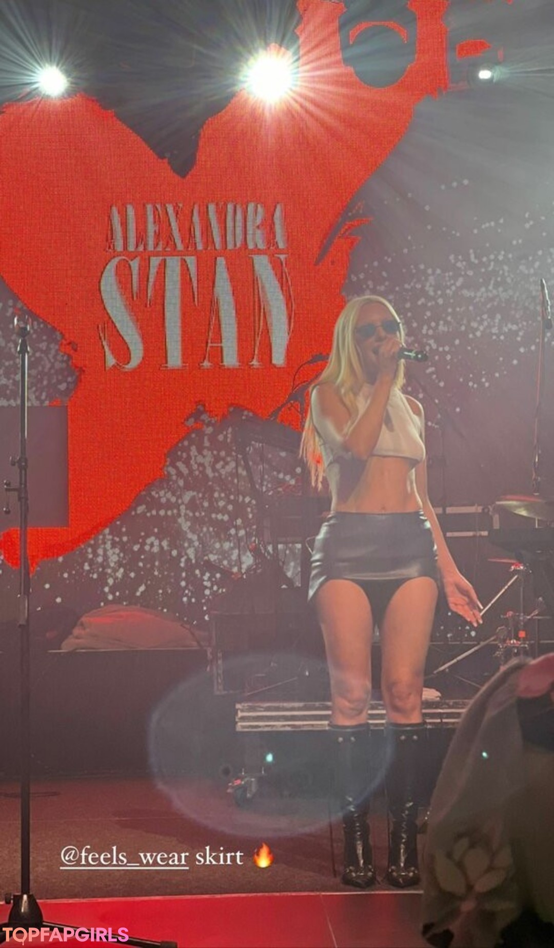 Foto desnuda filtrada de OnlyFans de Alexandra Stan #396 Foto desnuda filtrada de OnlyFans de Alexandra Stan #396
