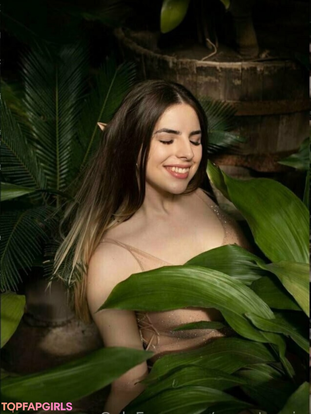 Foto desnuda filtrada de OnlyFans de Wowstepsis #241 Foto desnuda filtrada de OnlyFans de Wowstepsis #241