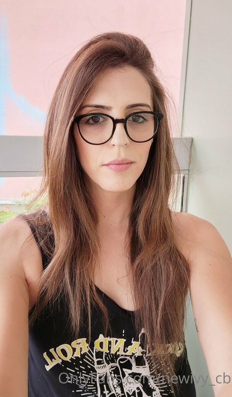 Newivy_cb