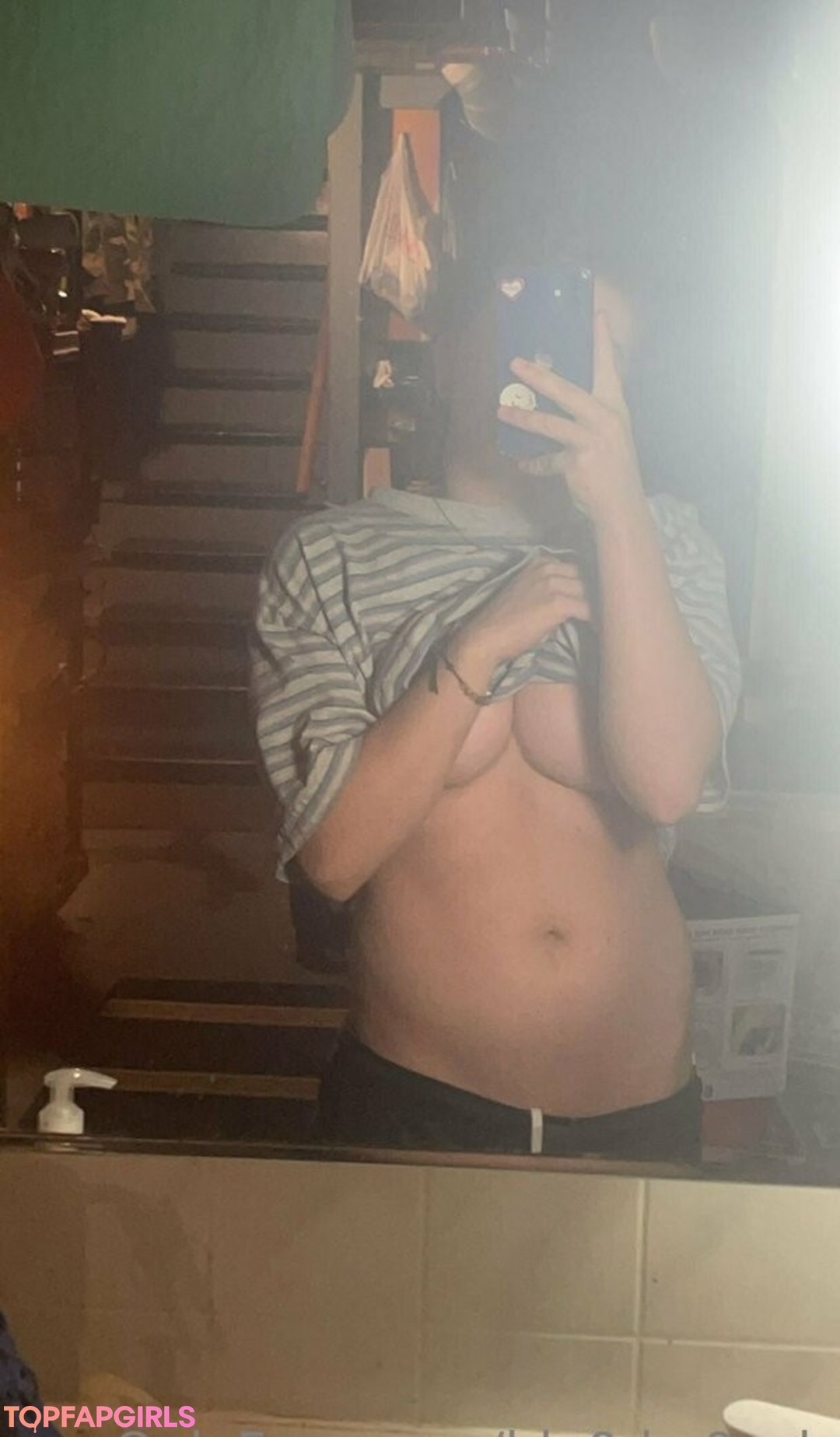 Foto desnuda filtrada de OnlyFans de Blo0dr0ach #3 Foto desnuda filtrada de OnlyFans de Blo0dr0ach #3