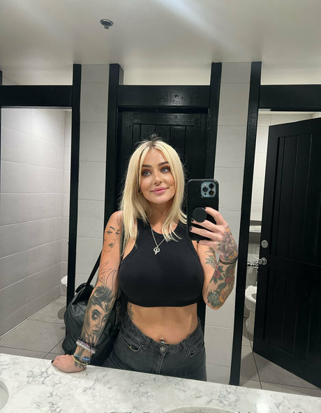 Ashleywolfxo