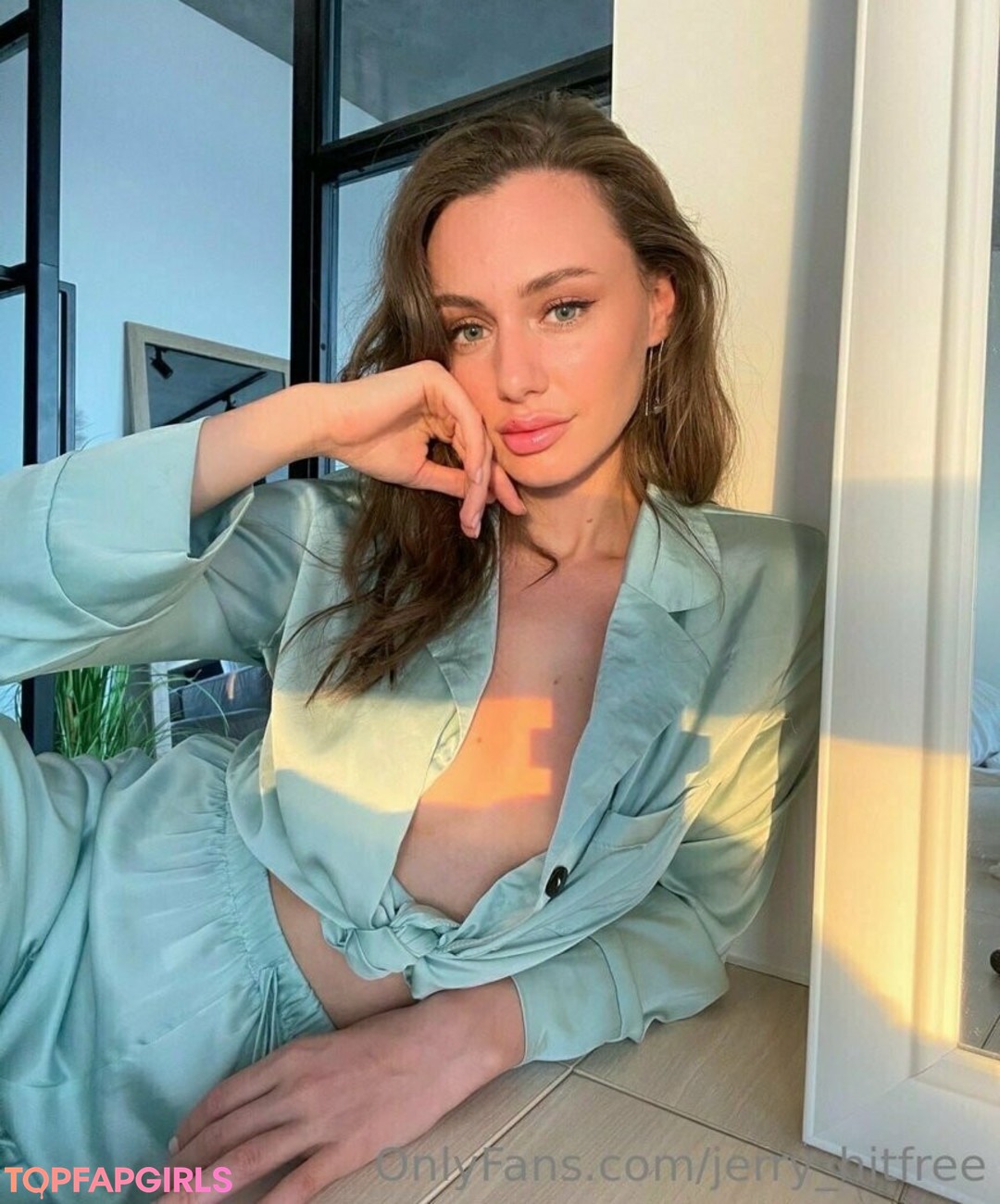 Foto desnuda filtrada de OnlyFans de Jerryhitfree #133 Foto desnuda filtrada de OnlyFans de Jerryhitfree #133