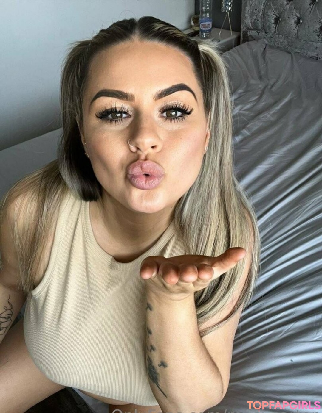 Foto desnuda filtrada de OnlyFans de Macicarter #392 Foto desnuda filtrada de OnlyFans de Macicarter #392
