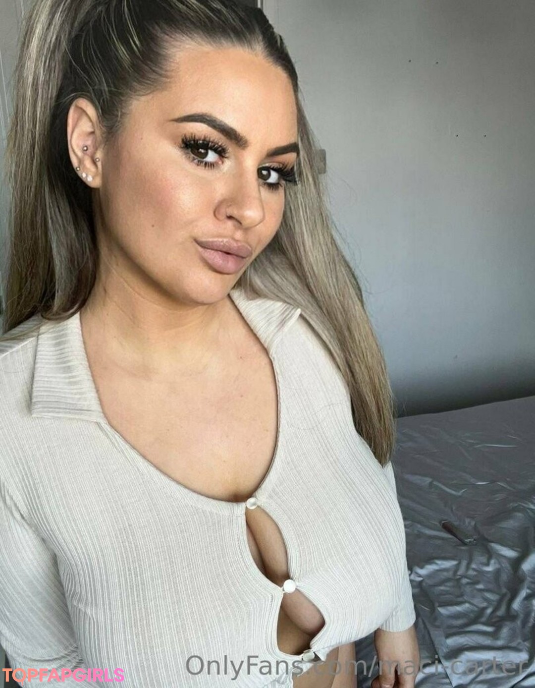 Foto desnuda filtrada de OnlyFans de Macicarter #398 Foto desnuda filtrada de OnlyFans de Macicarter #398