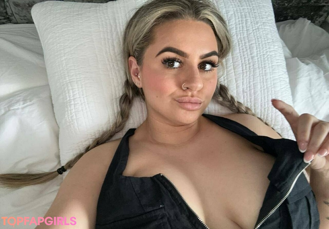 Foto desnuda filtrada de OnlyFans de Macicarter #806 Foto desnuda filtrada de OnlyFans de Macicarter #806