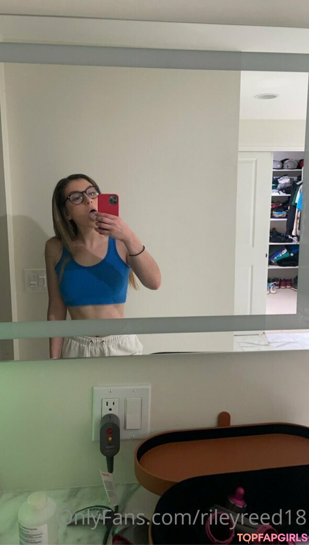 Foto desnuda filtrada de OnlyFans de Lanarhoads18 #442 Foto desnuda filtrada de OnlyFans de Lanarhoads18 #442