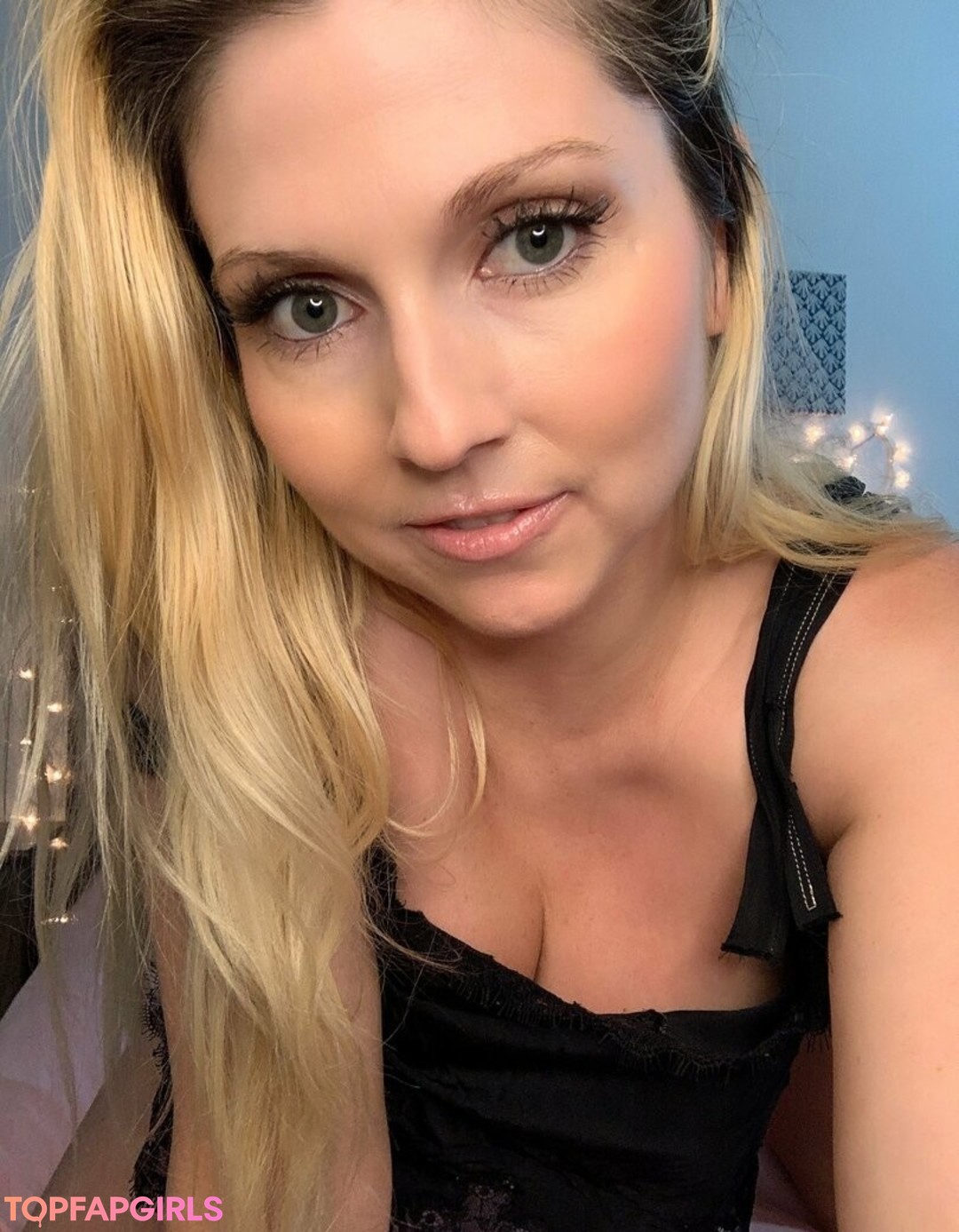 Foto desnuda filtrada de OnlyFans de Christiestevens #333 Foto desnuda filtrada de OnlyFans de Christiestevens #333