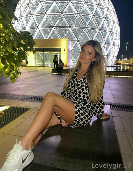 Lovelygirl17