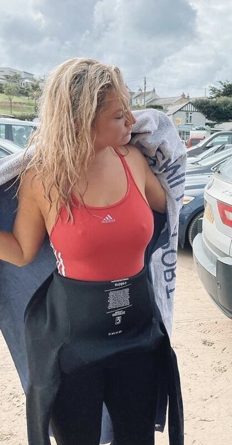 Foto desnuda filtrada de OnlyFans de Hari Beavis