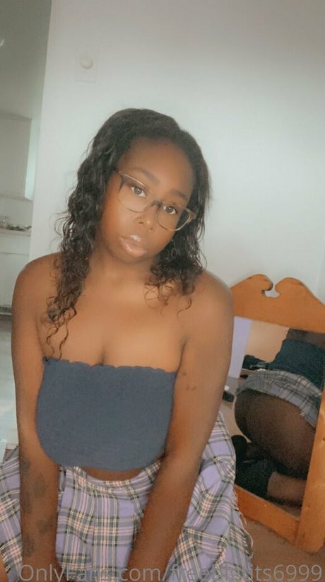 Freebigtits6999