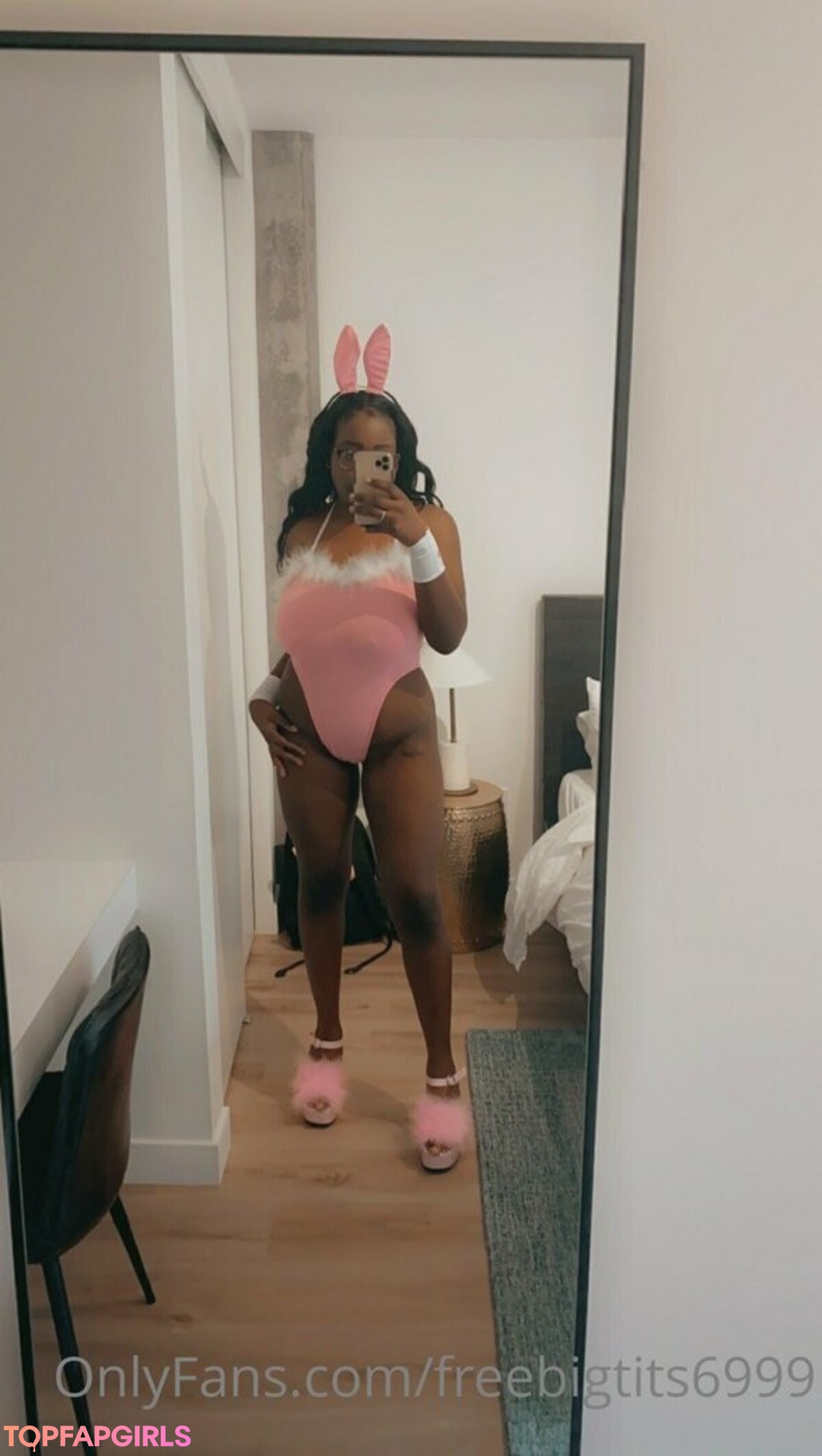 Foto desnuda filtrada de OnlyFans de Freebigtits6999 #27 Foto desnuda filtrada de OnlyFans de Freebigtits6999 #27