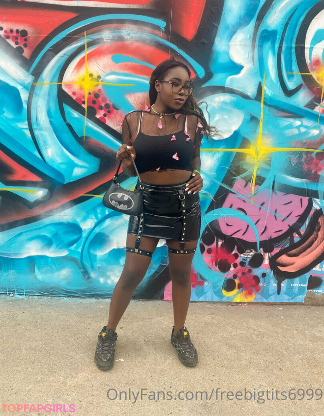 Foto desnuda filtrada de OnlyFans de Freebigtits6999 #65 Foto desnuda filtrada de OnlyFans de Freebigtits6999 #65