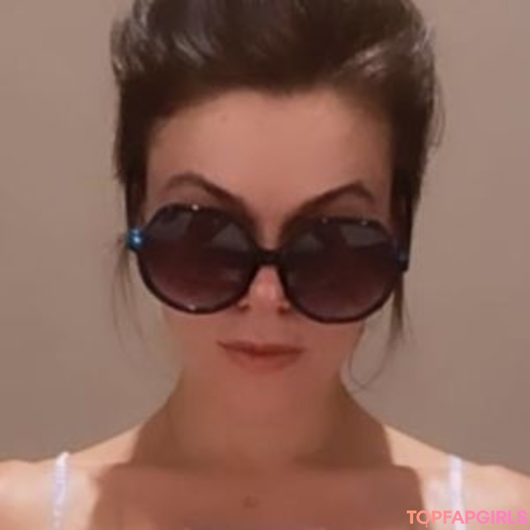 Foto desnuda filtrada de OnlyFans de Faye Brookes #2 Foto desnuda filtrada de OnlyFans de Faye Brookes #2