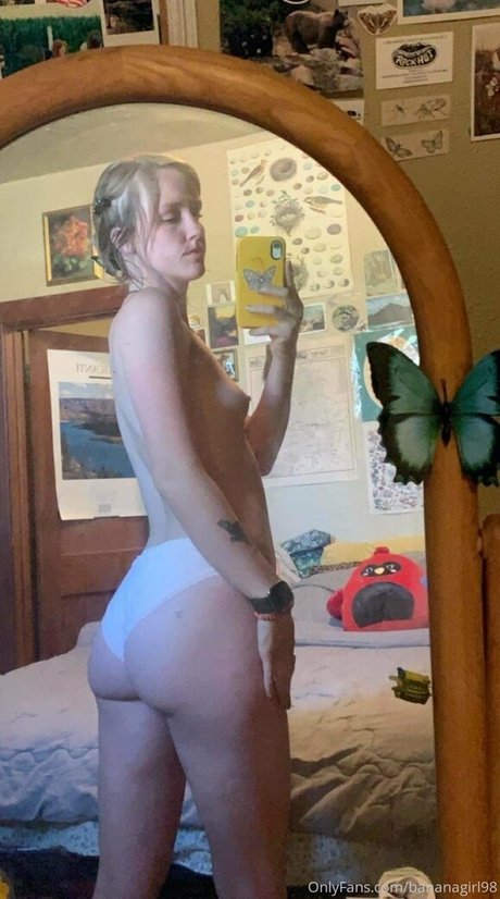 Bananagirl98