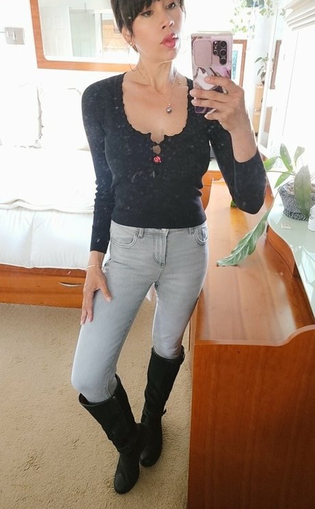 Hautemilf