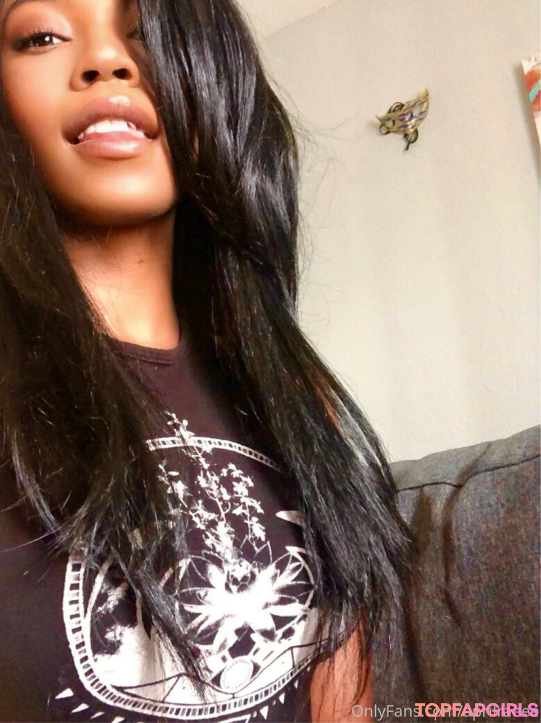 Foto desnuda filtrada de OnlyFans de Aprilraeee #58 Foto desnuda filtrada de OnlyFans de Aprilraeee #58