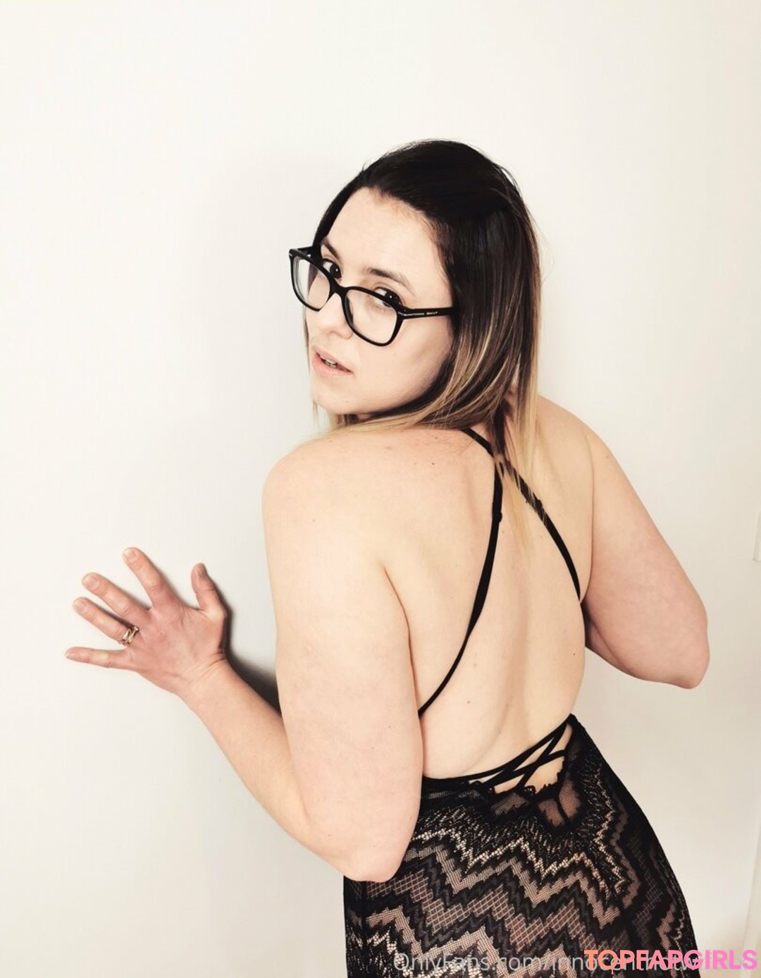 Foto desnuda filtrada de OnlyFans de Innocenthotwifexxx #6 Foto desnuda filtrada de OnlyFans de Innocenthotwifexxx #6