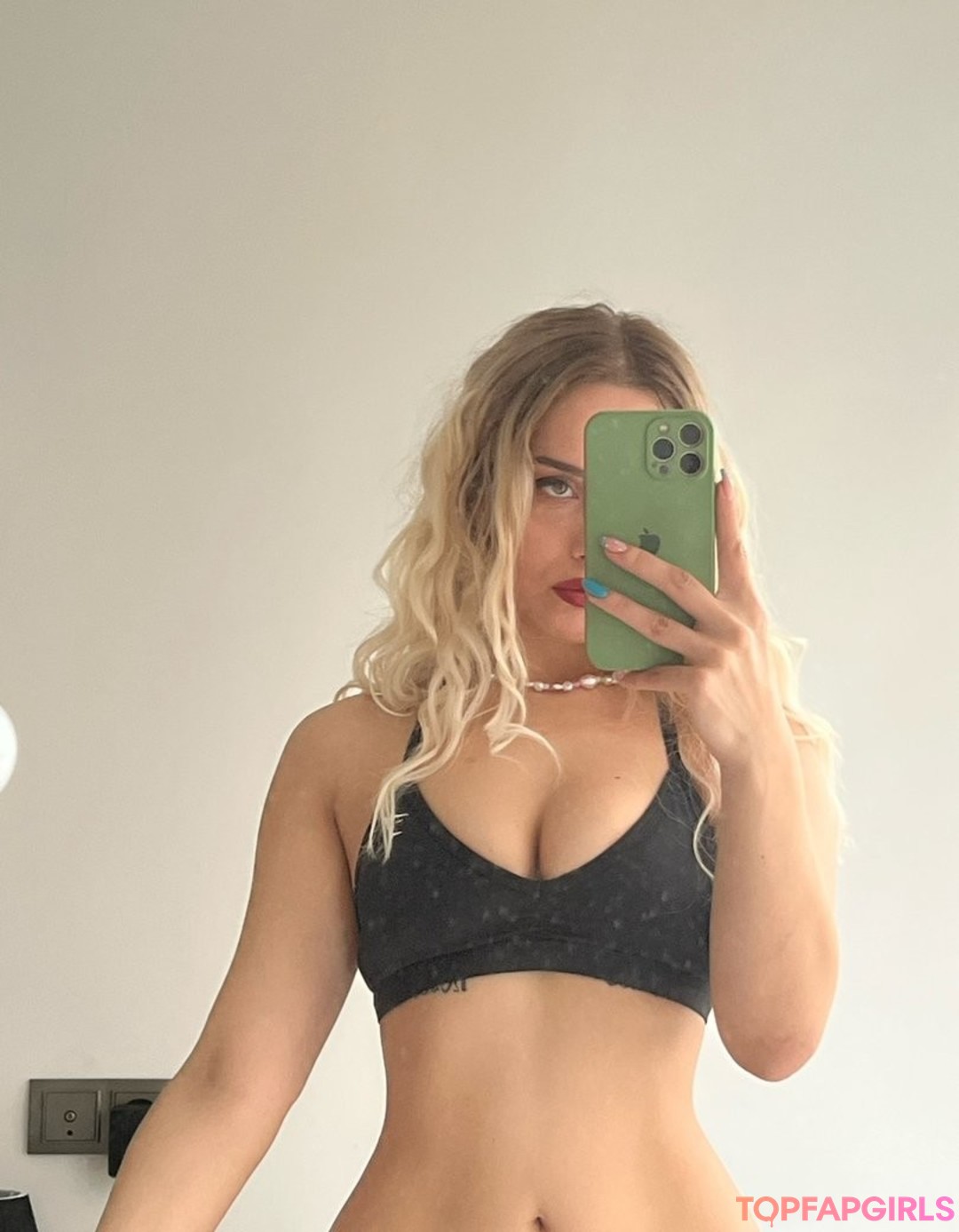 Foto desnuda filtrada de OnlyFans de Gizem Bagdacicek #170 Foto desnuda filtrada de OnlyFans de Gizem Bagdacicek #170
