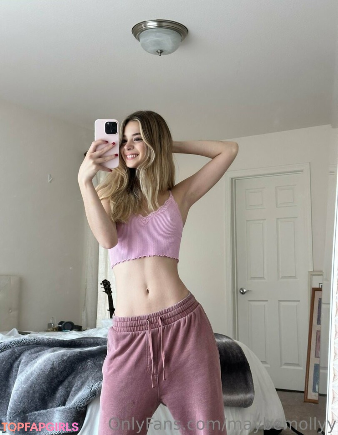 Foto desnuda filtrada de OnlyFans de Maybemollyy #70 Foto desnuda filtrada de OnlyFans de Maybemollyy #70