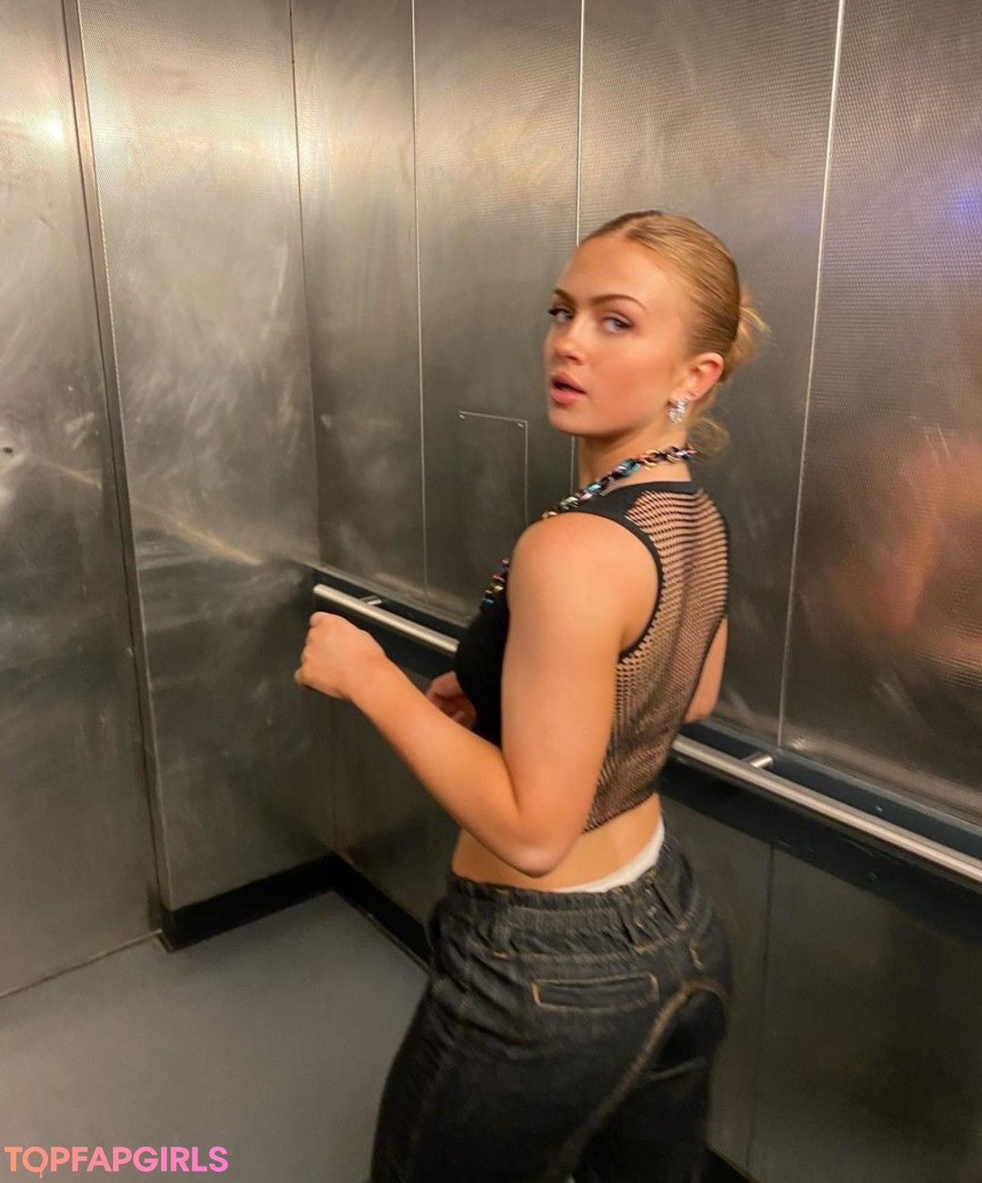 Foto desnuda filtrada de OnlyFans de Maisie Smith #38 Foto desnuda filtrada de OnlyFans de Maisie Smith #38