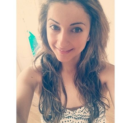 AnnieFuchsia