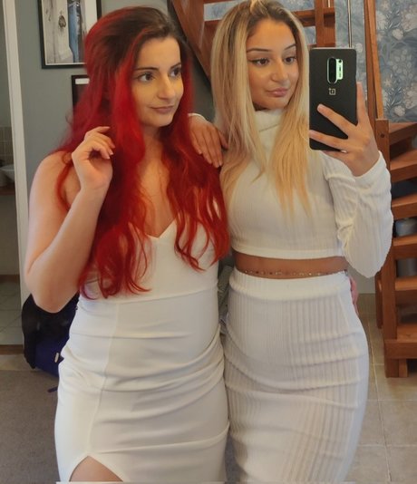 Anniefuchsia