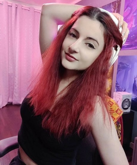 AnnieFuchsia