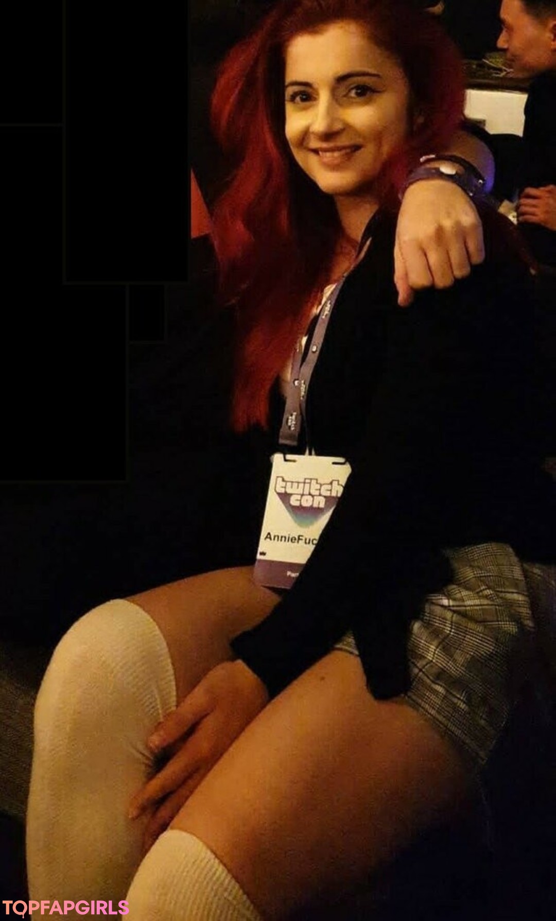 Foto desnuda filtrada de OnlyFans de Anniefuchsia #344 Foto desnuda filtrada de OnlyFans de Anniefuchsia #344