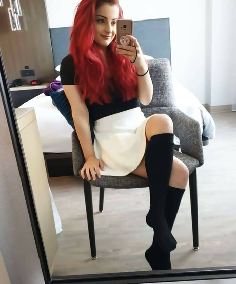 Foto desnuda filtrada de OnlyFans de Anniefuchsia