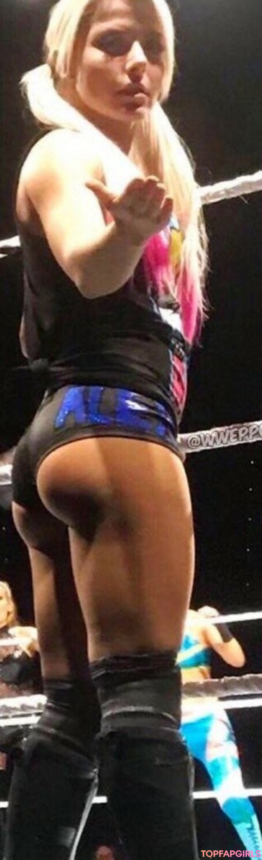 Foto desnuda filtrada de OnlyFans de Alexa Bliss #257 Foto desnuda filtrada de OnlyFans de Alexa Bliss #257