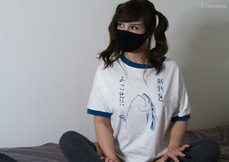 Eve_r_moon