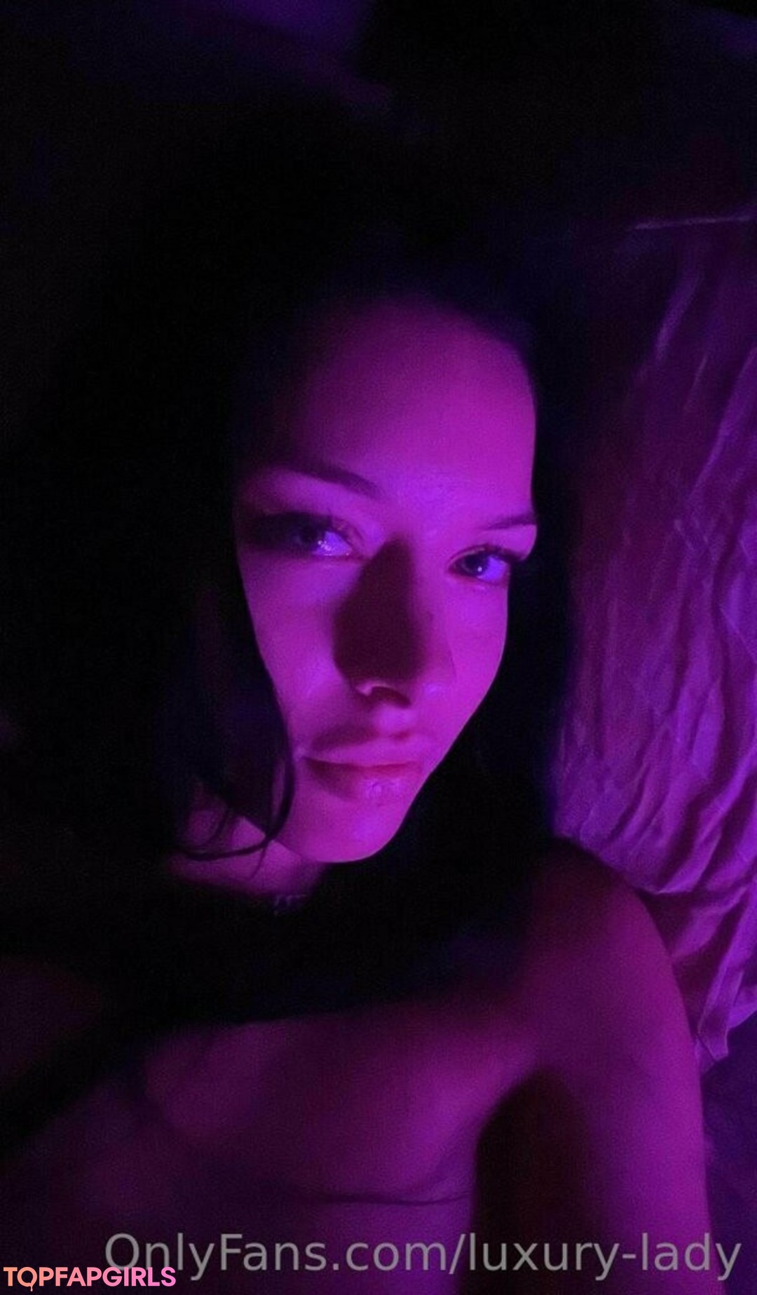 Foto desnuda filtrada de OnlyFans de Luxurylady #104 Foto desnuda filtrada de OnlyFans de Luxurylady #104