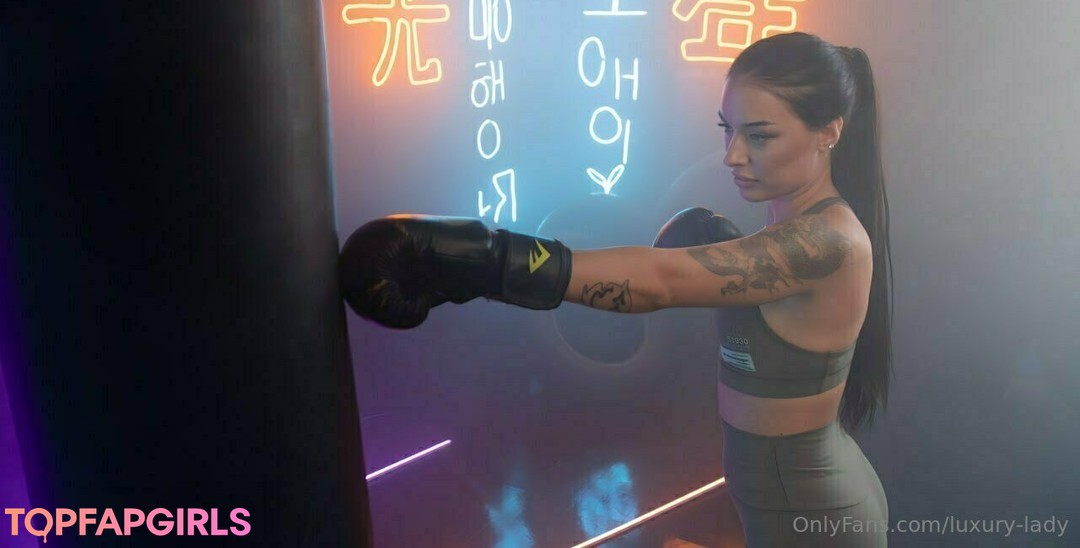 Foto desnuda filtrada de OnlyFans de Luxurylady #106 Foto desnuda filtrada de OnlyFans de Luxurylady #106