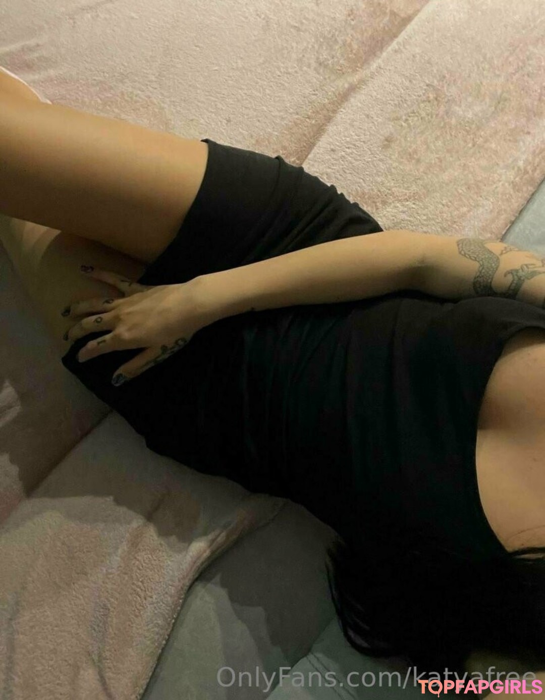 Foto desnuda filtrada de OnlyFans de Luxurylady #76 Foto desnuda filtrada de OnlyFans de Luxurylady #76