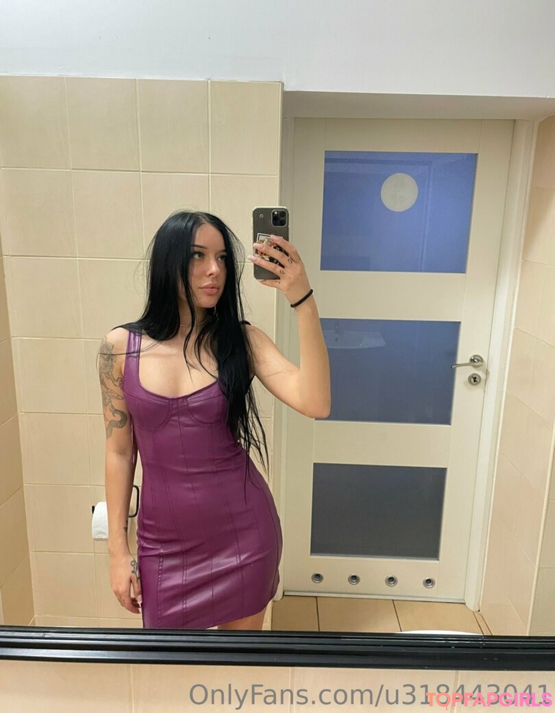 Foto desnuda filtrada de OnlyFans de Luxurylady #9 Foto desnuda filtrada de OnlyFans de Luxurylady #9