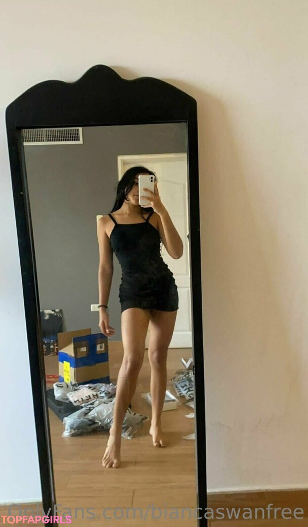 Foto desnuda filtrada de OnlyFans de Biancaswanfree #104 Foto desnuda filtrada de OnlyFans de Biancaswanfree #104