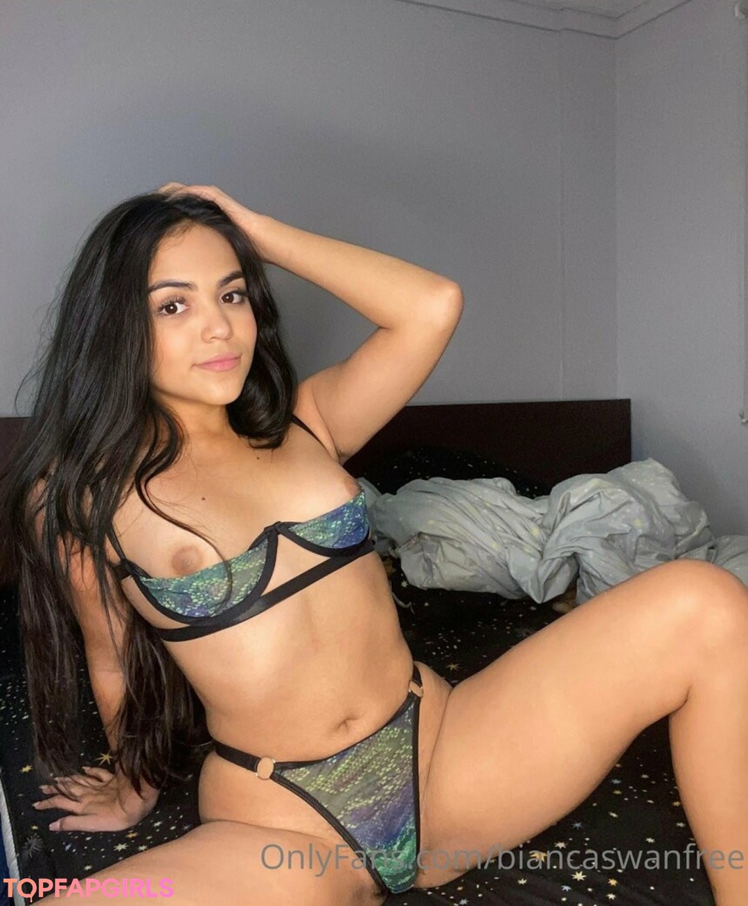 Foto desnuda filtrada de OnlyFans de Biancaswanfree #206 Foto desnuda filtrada de OnlyFans de Biancaswanfree #206
