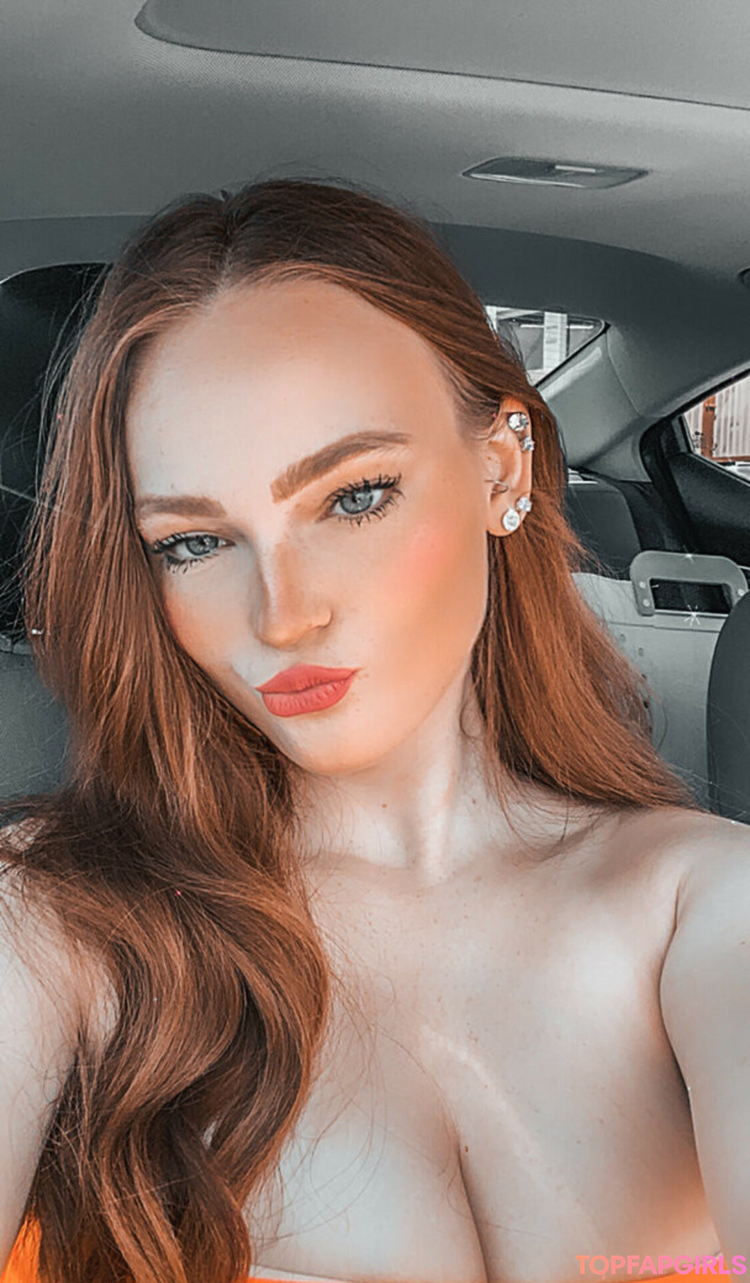 Foto desnuda filtrada de OnlyFans de Lindsay Lohan #186 Foto desnuda filtrada de OnlyFans de Lindsay Lohan #186