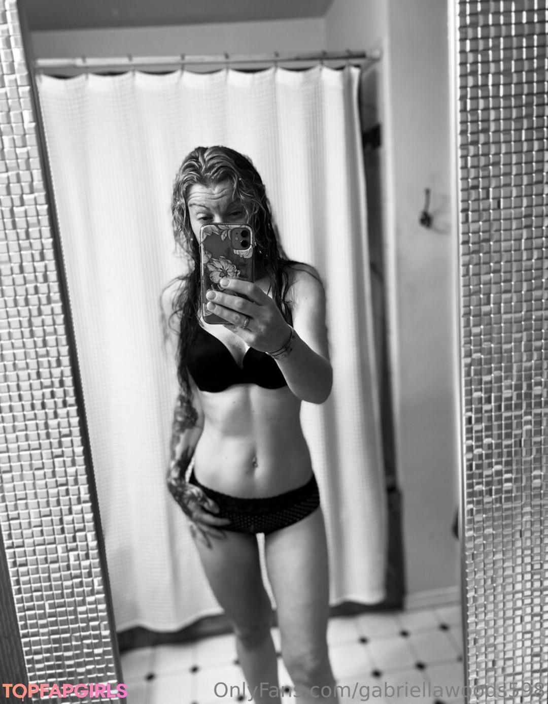 Foto desnuda filtrada de OnlyFans de Gabriellawoods598 #95 Foto desnuda filtrada de OnlyFans de Gabriellawoods598 #95